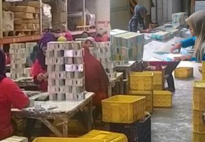 Memuat Gambar ..