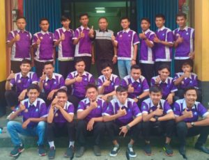 Memuat Gambar ..